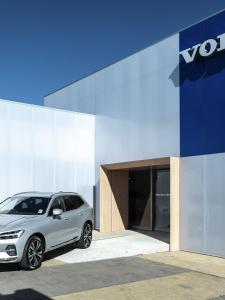 Source Architects_Volvo Orange_0103-min